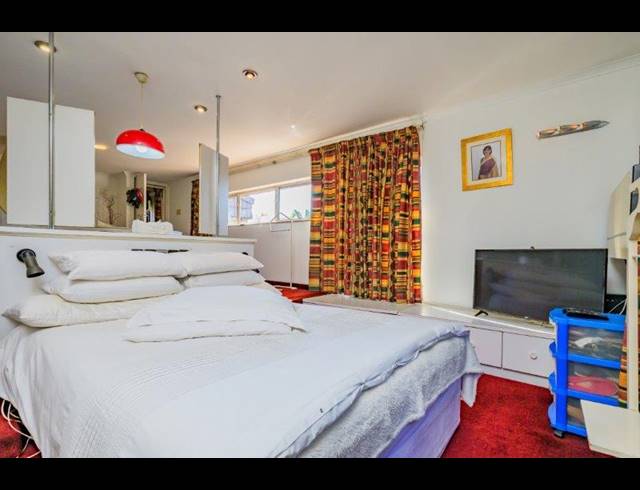 4 BEDROOM HOUSE FOR SALE IN RESERVOIR HILLS
